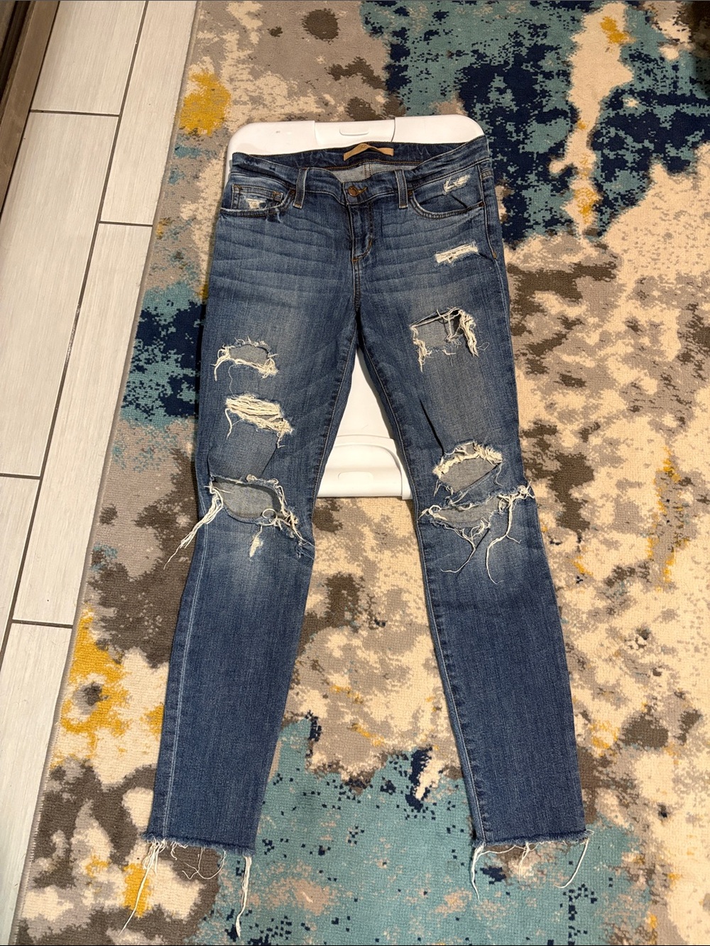 Joe's Jeans Distressed Dark Blue Cropped Skinny